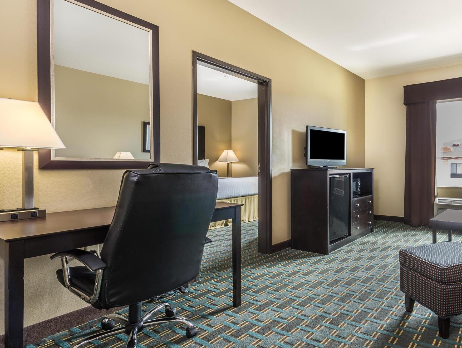 Days Inn & Suites By Wyndham Mineral Wells Zewnętrze zdjęcie